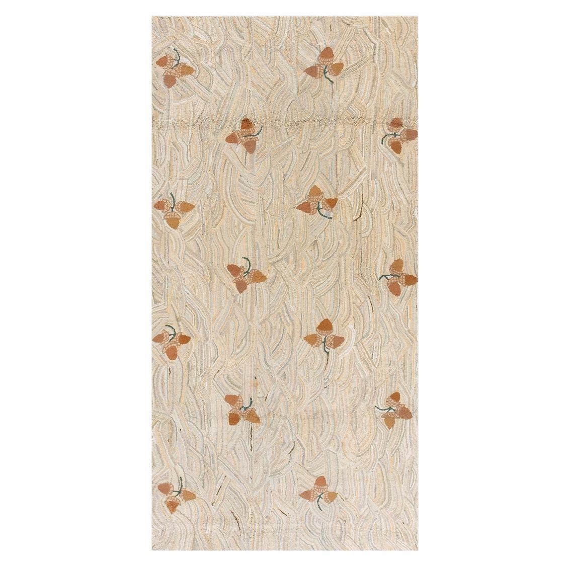 Mid 20th Century American Hooked Rug ( 4" x 8' - 122 x 244 )