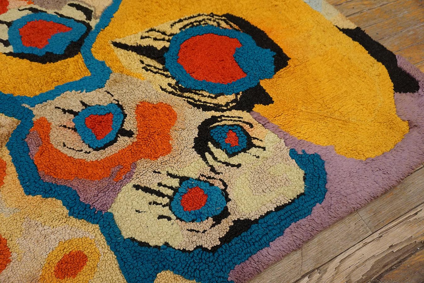 Hand-Woven Vintage 1970s American Hooked Rug ( 4' x 4'7