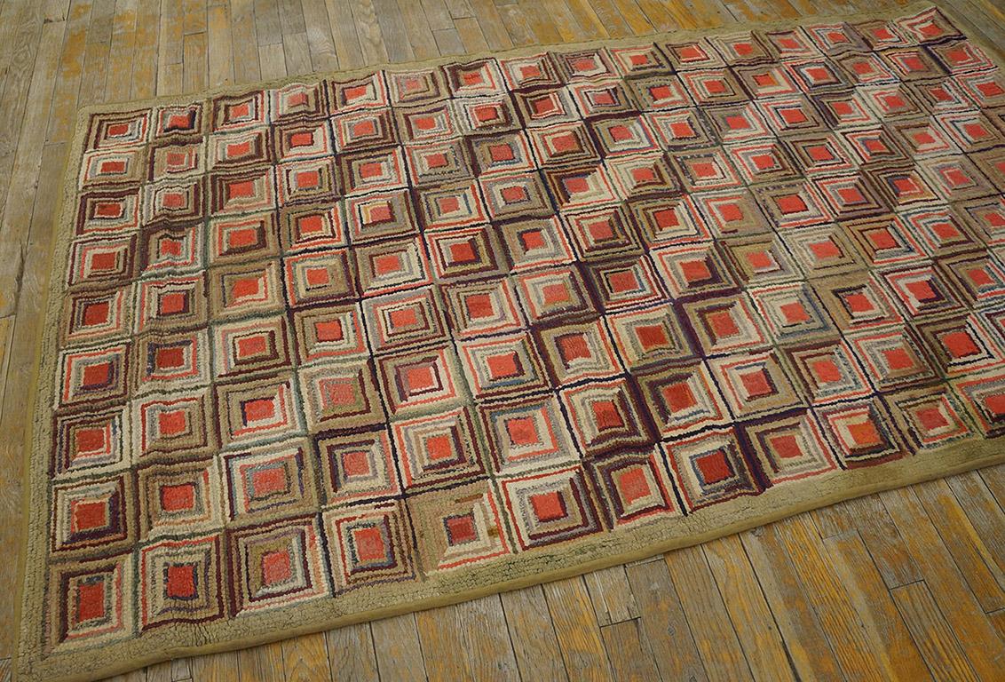 Early 20th Century American Hooked Rug ( 4' x 7' - 122 x 213 )  In Good Condition For Sale In New York, NY
