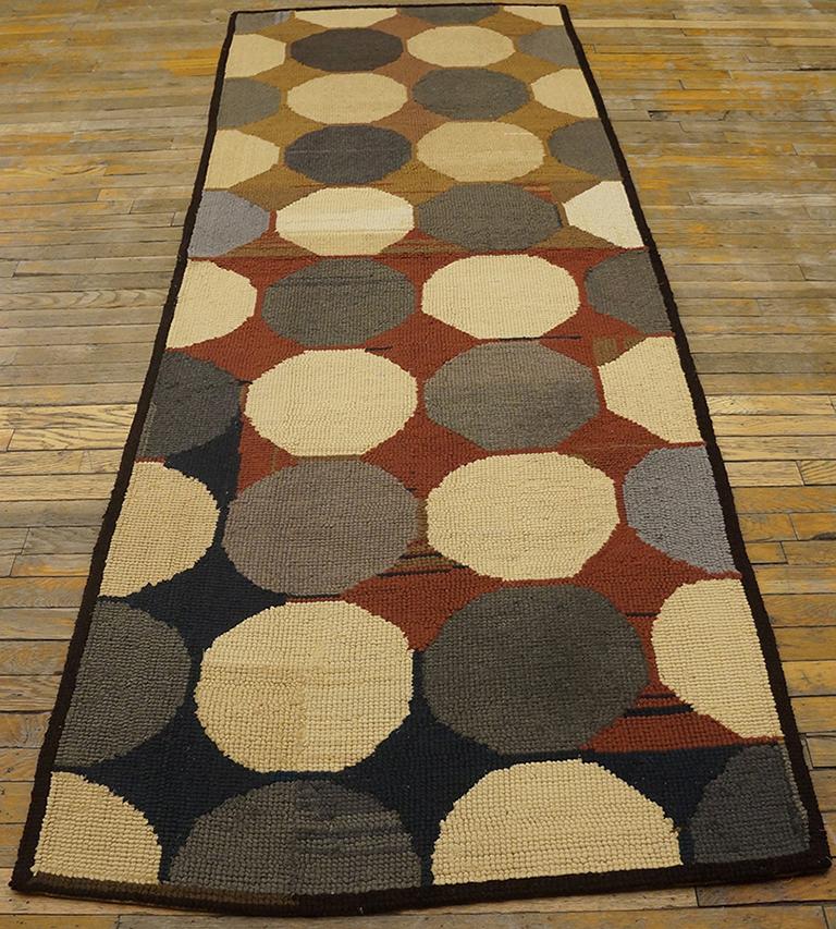 Mid 20th Century American Hooked Rug ( 4'1'' x 8'9'' - 125 x 267 ) In Good Condition For Sale In New York, NY