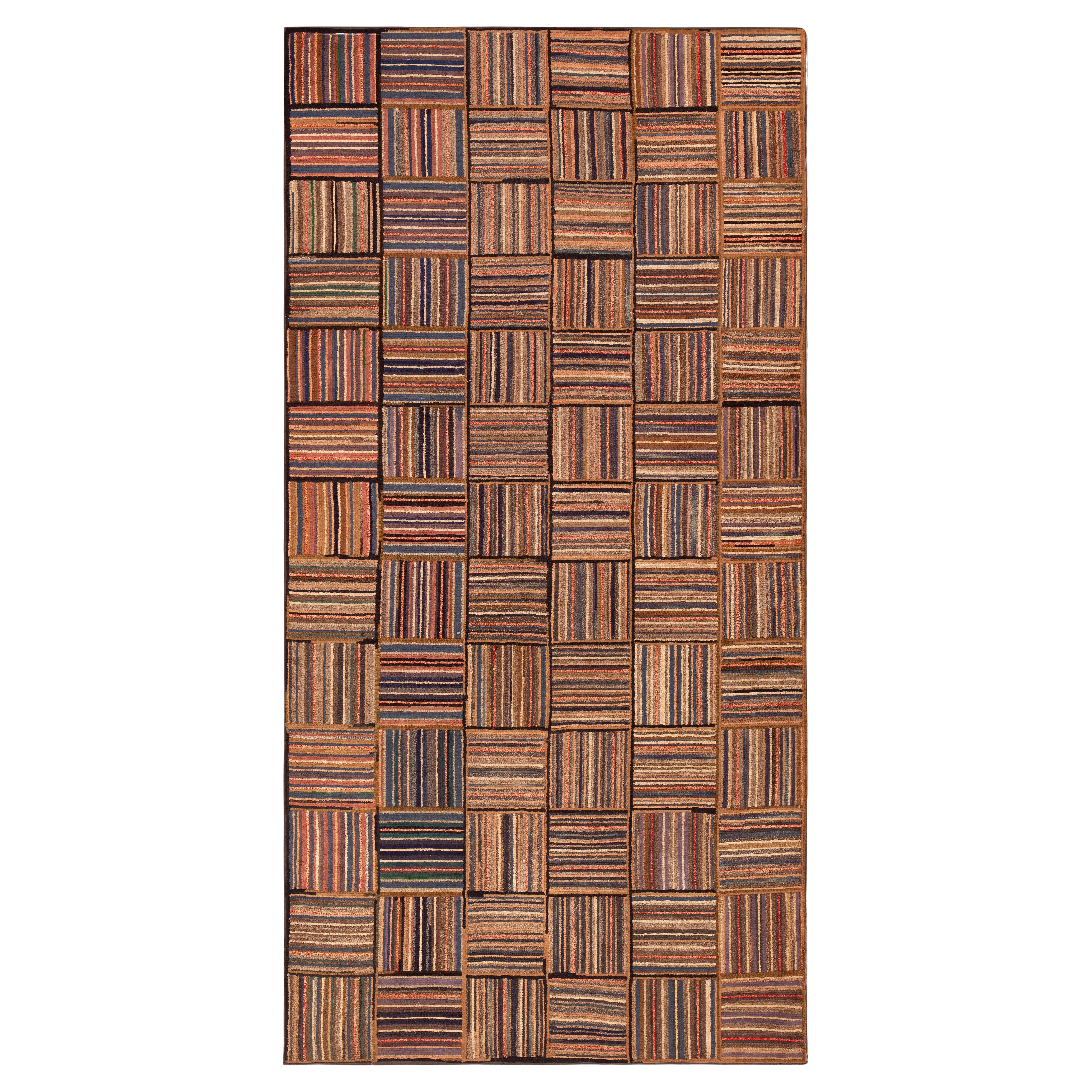 Antiker amerikanischer Kapuzenteppich der Nazmiyal Kollektion mit Kapuze 4'5" x 8'10"