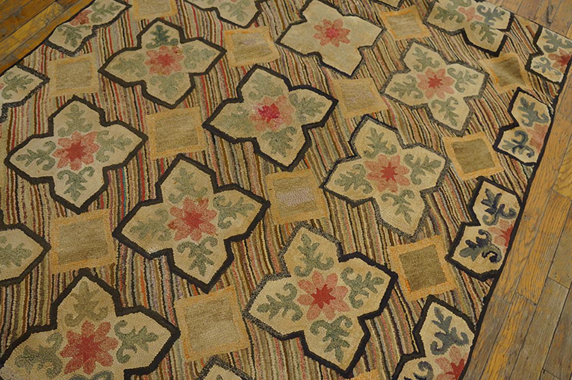Late 19th Century 19th Century American Hooked Rug ( 4'6