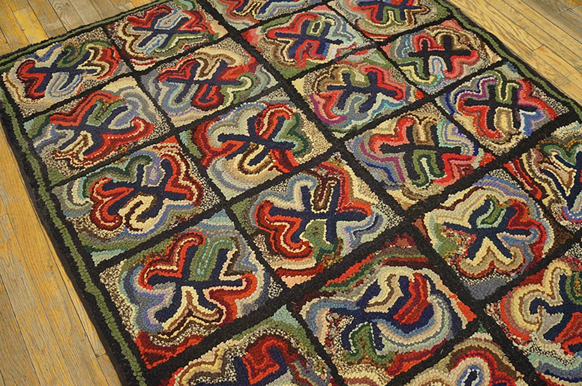 Hand-Woven 1930s American Hooked Rug ( 4'8