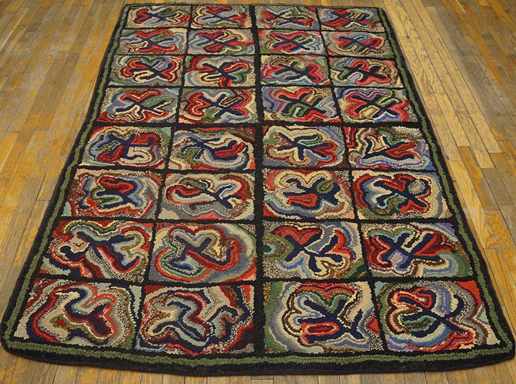 Mid-20th Century 1930s American Hooked Rug ( 4'8