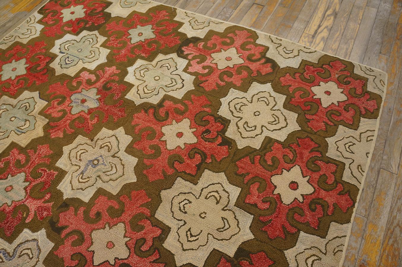 Antique American Hooked Rug 5' 7'' x5' 7''  For Sale 5