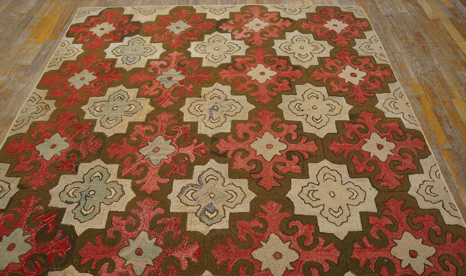 Early 20th Century Antique American Hooked Rug 5' 7'' x5' 7''  For Sale