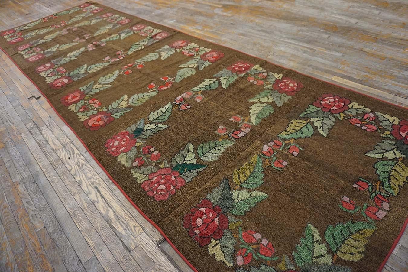 Early 20th Century American Hooked Rug ( 5' x 16' - 152 x 488 ) For Sale 6