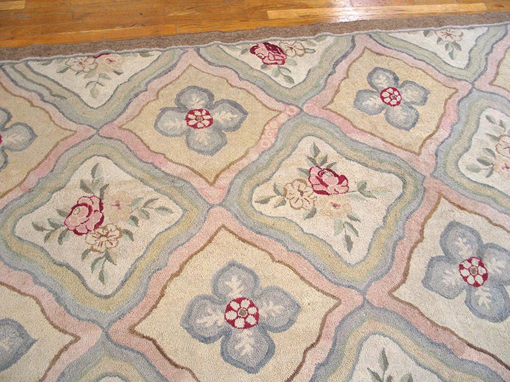Early 20th Century Canadian Hooked Carpet ( 5'4