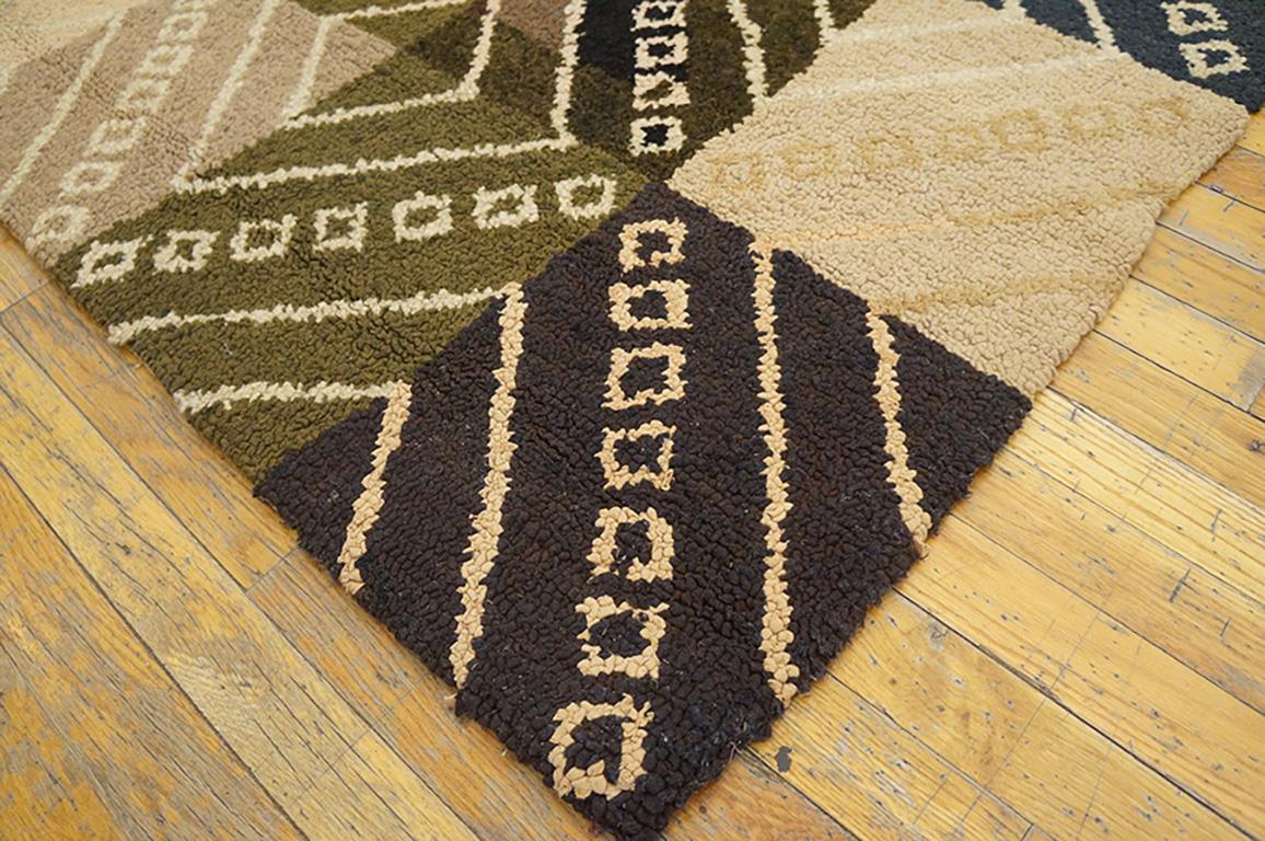 Hand-Woven Antique American Hooked Rug 5' 7