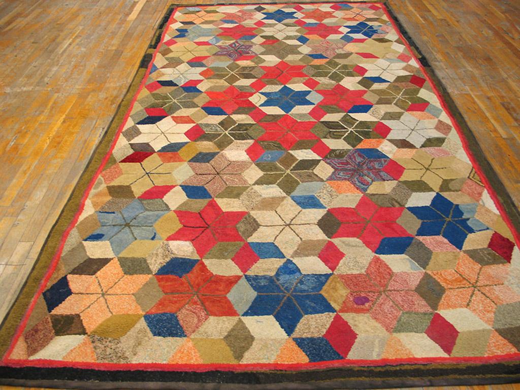 Antique American Hooked rug. Size: 5'8