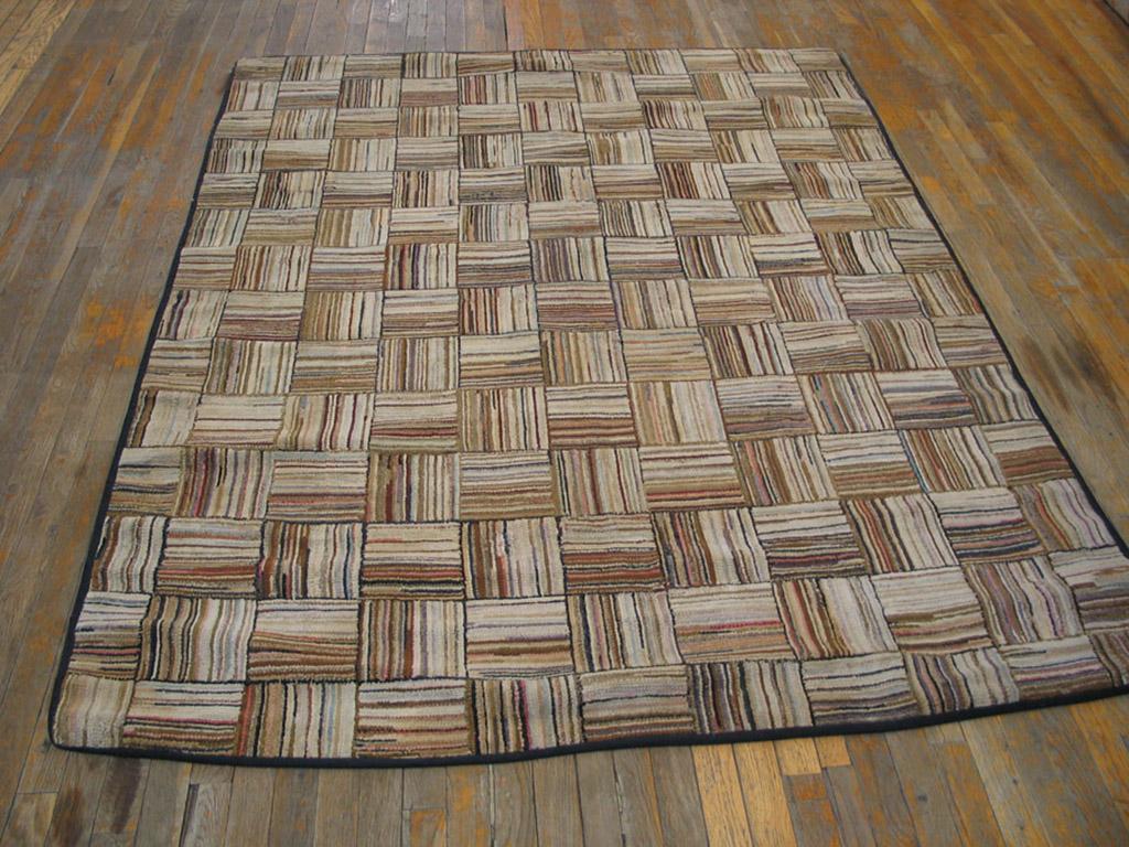 Antique American hooked rug, size: 5'8