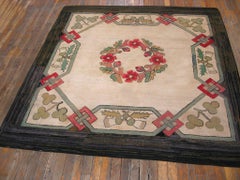 Inspired Ivory Bakcgrond with Floral Craftsman Style Antique American Hooked Rug