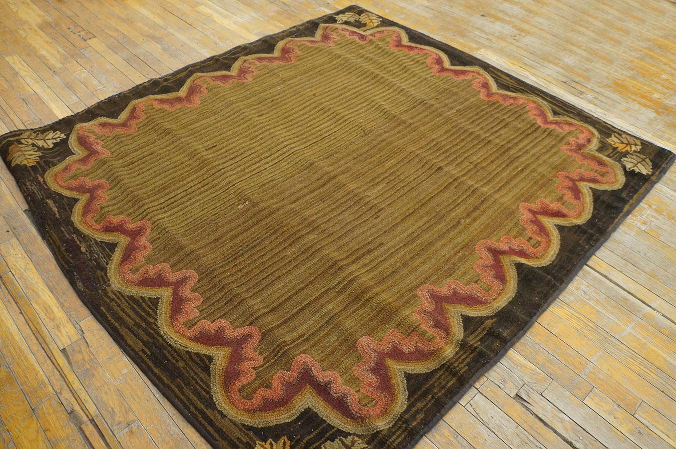 Antique American hooked rug, size: 5'9