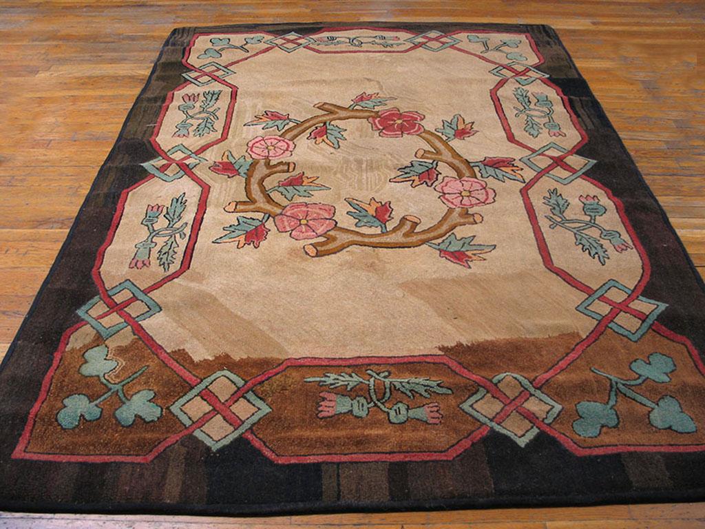 Antique American hooked rug, size: 5'9