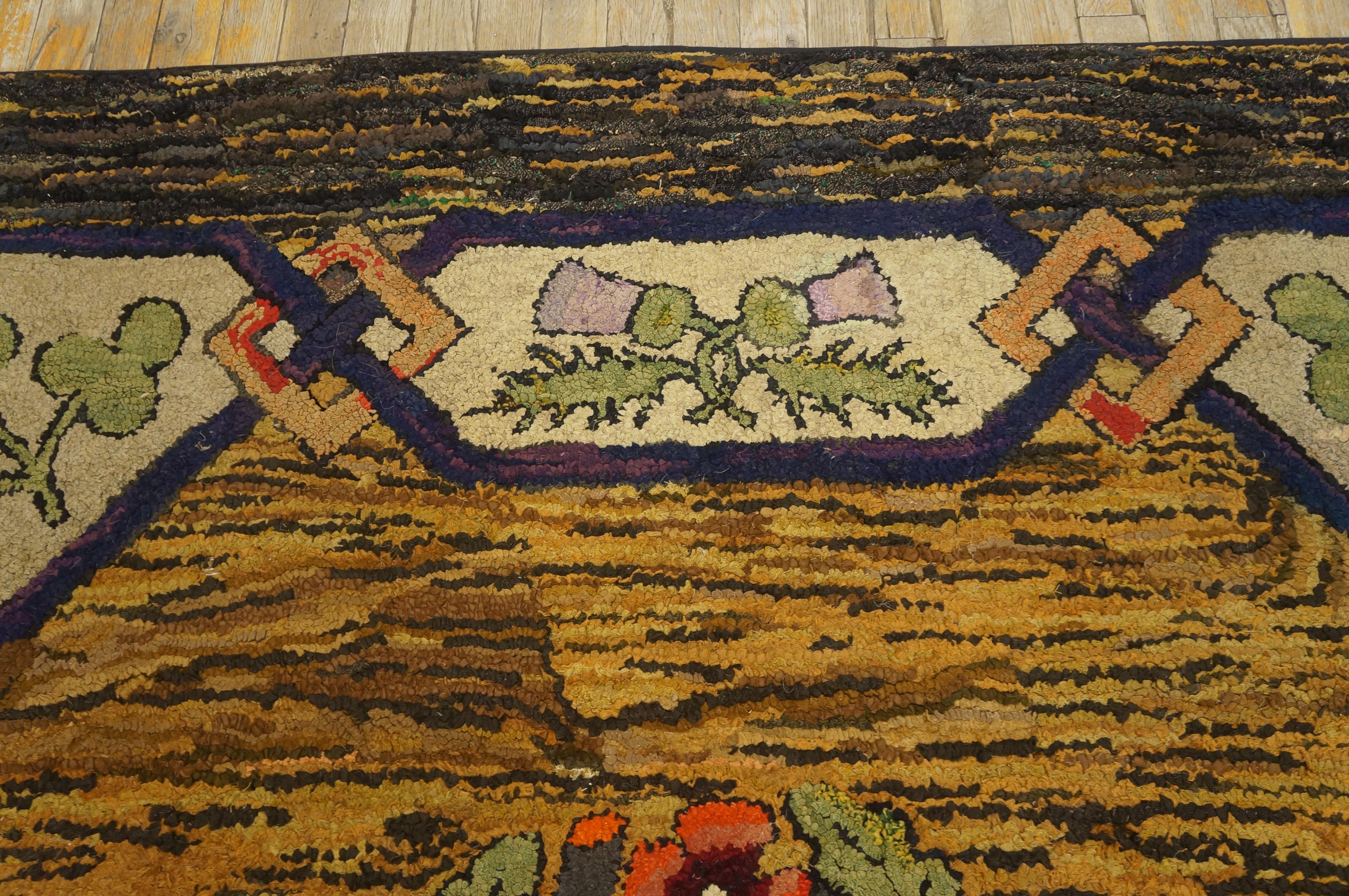 Early 20th Century American Hooked Rug ( 6' x 6' - 183 x 183 ) For Sale 1