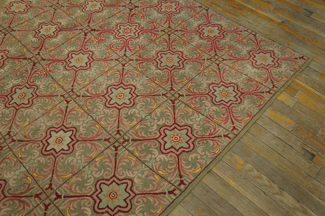 Antique American Hooked Rug  6' 4''x6' 4'' In Good Condition For Sale In New York, NY