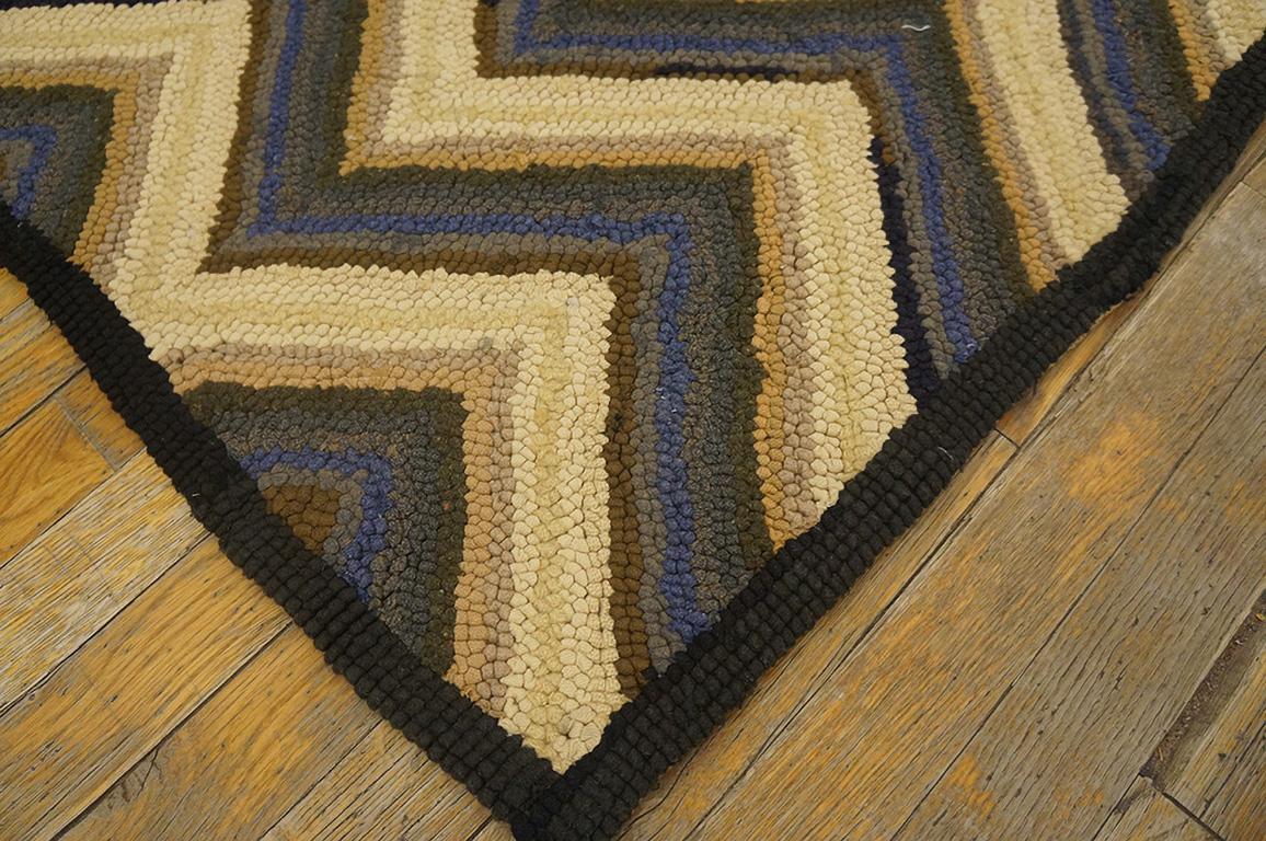Hand-Woven Mid 20th Century Vintage American Hooked Rug ( 4'6
