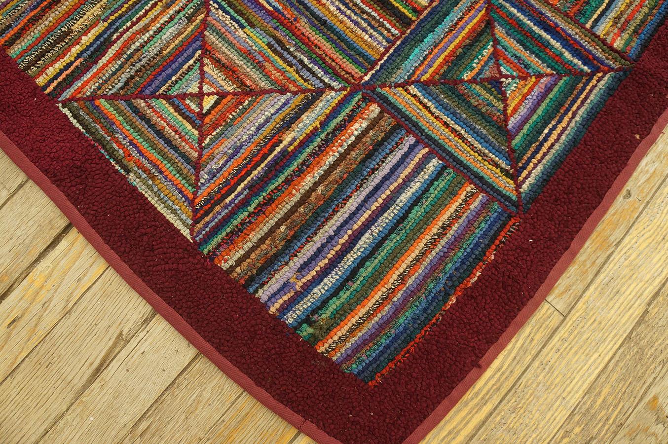 Mid 20th Century American Hooked Rug ( 7' 6'' x 9' 2''  - 228 x 279 cm ) For Sale 3