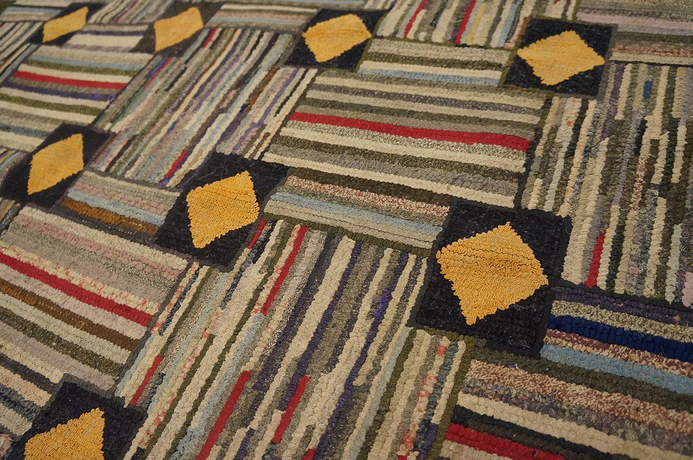 Tapis à capuche américain ancien en vente 4
