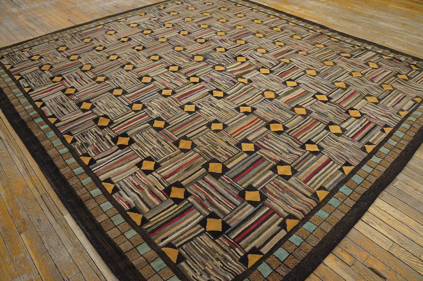 Américain Tapis à capuche américain ancien en vente