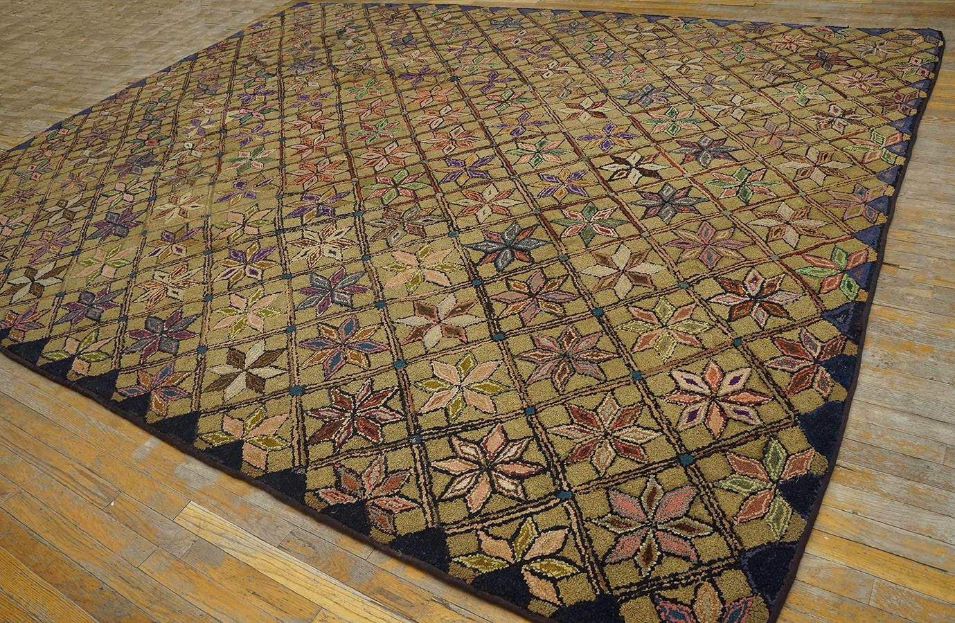 Hand-Woven Early 20th Century American Hooked Rug ( 10' x 12'2