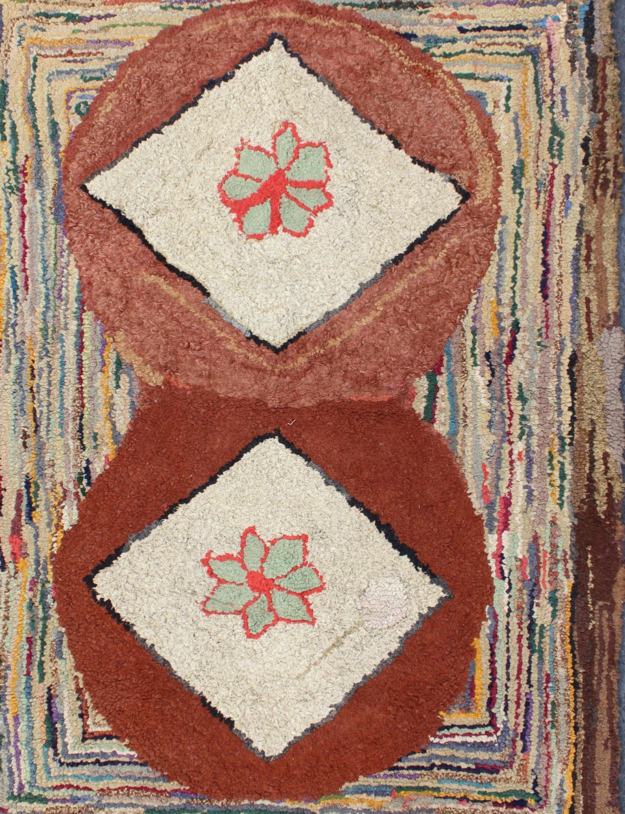 Einzigartiger antiker mehrfarbiger amerikanischer Kapuzenteppich mit Diamantstreifen (Handgeknüpft) im Angebot