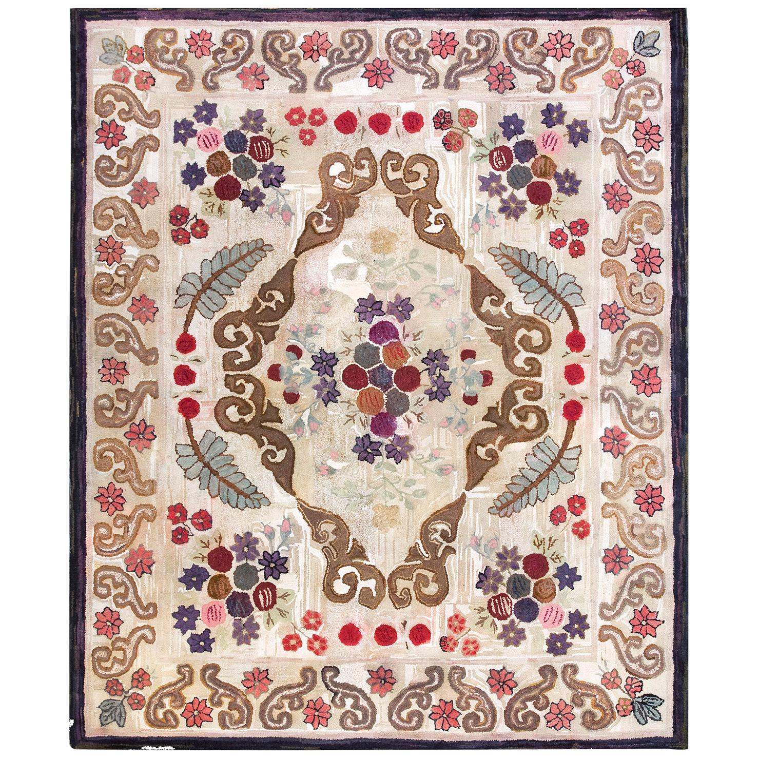 Tapis crocheté américain ancien