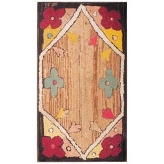 Tapis crocheté américain ancien