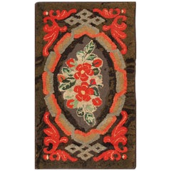 Tapis crocheté américain ancien