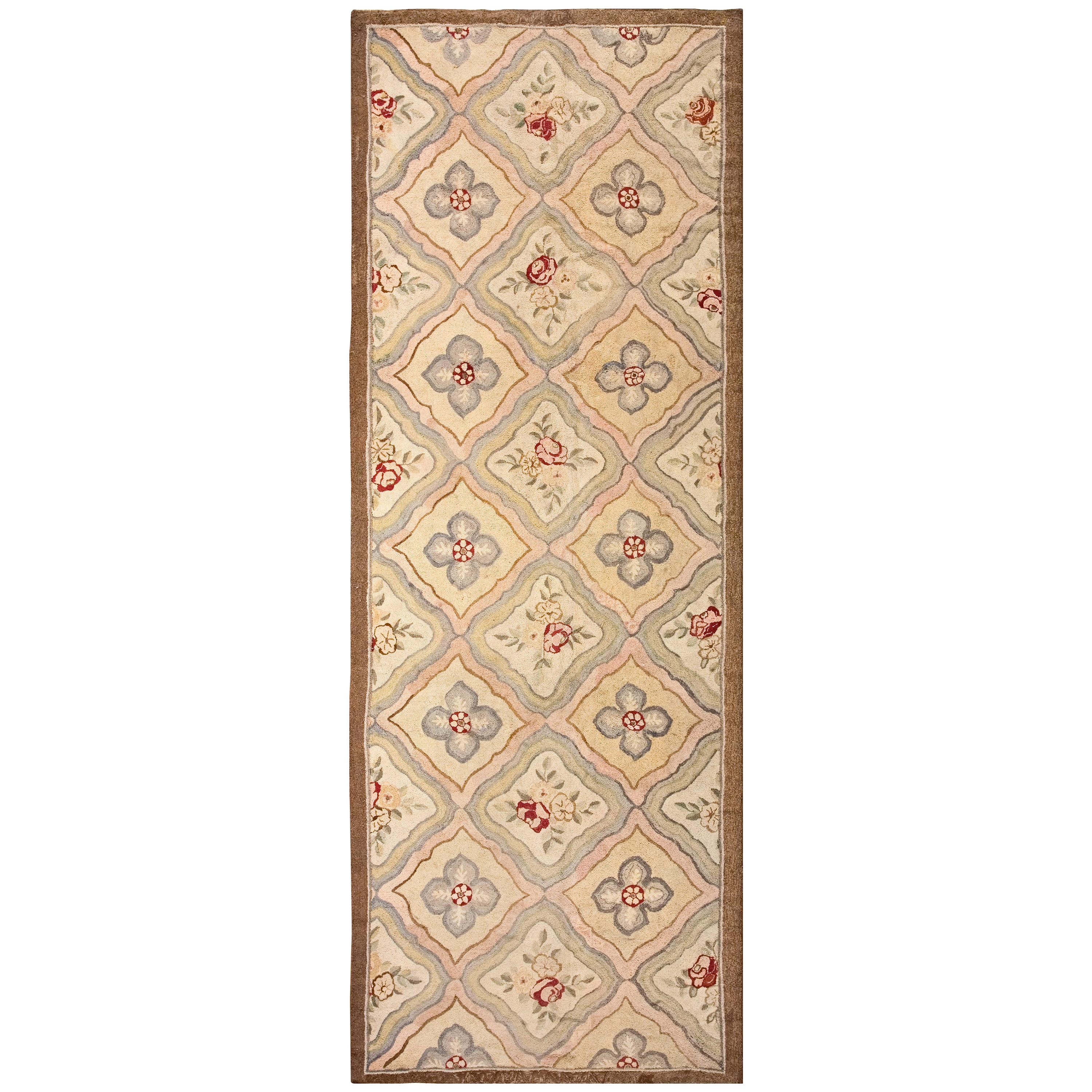 Early 20th Century Canadian Hooked Carpet ( 5'4" x 14'6'' - 163 x 442 ) For Sale