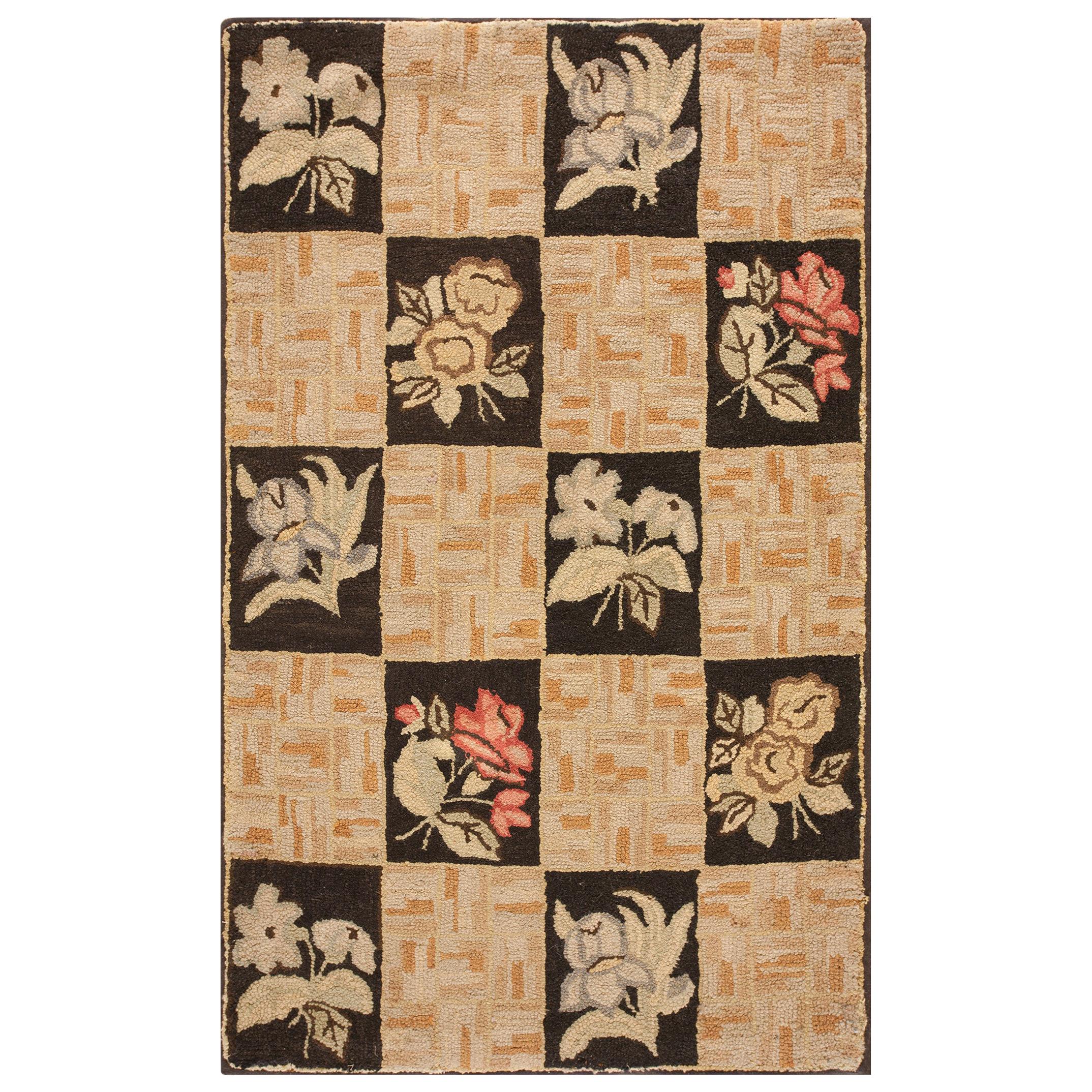 1930s American Hooked Rug ( 3' x 5' - 91 x 152 ) For Sale