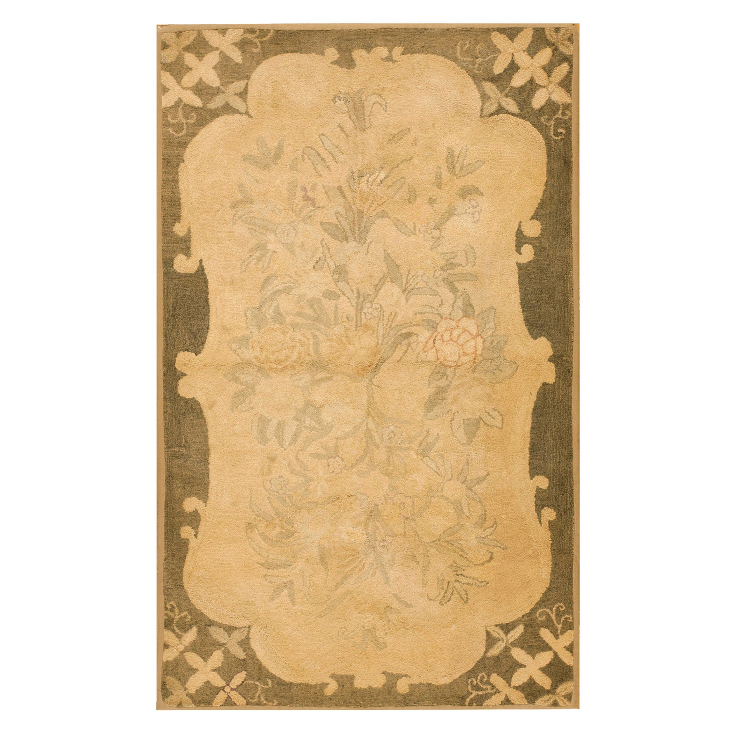 Tapis à capuche américain ancien