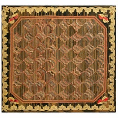 Tapis crocheté américain du 19e siècle ( 8'8" x 8'10" - 264 x 269 )