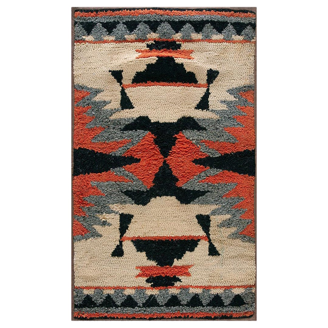 Tapis à capuche américain ancien 2''2 x3''8