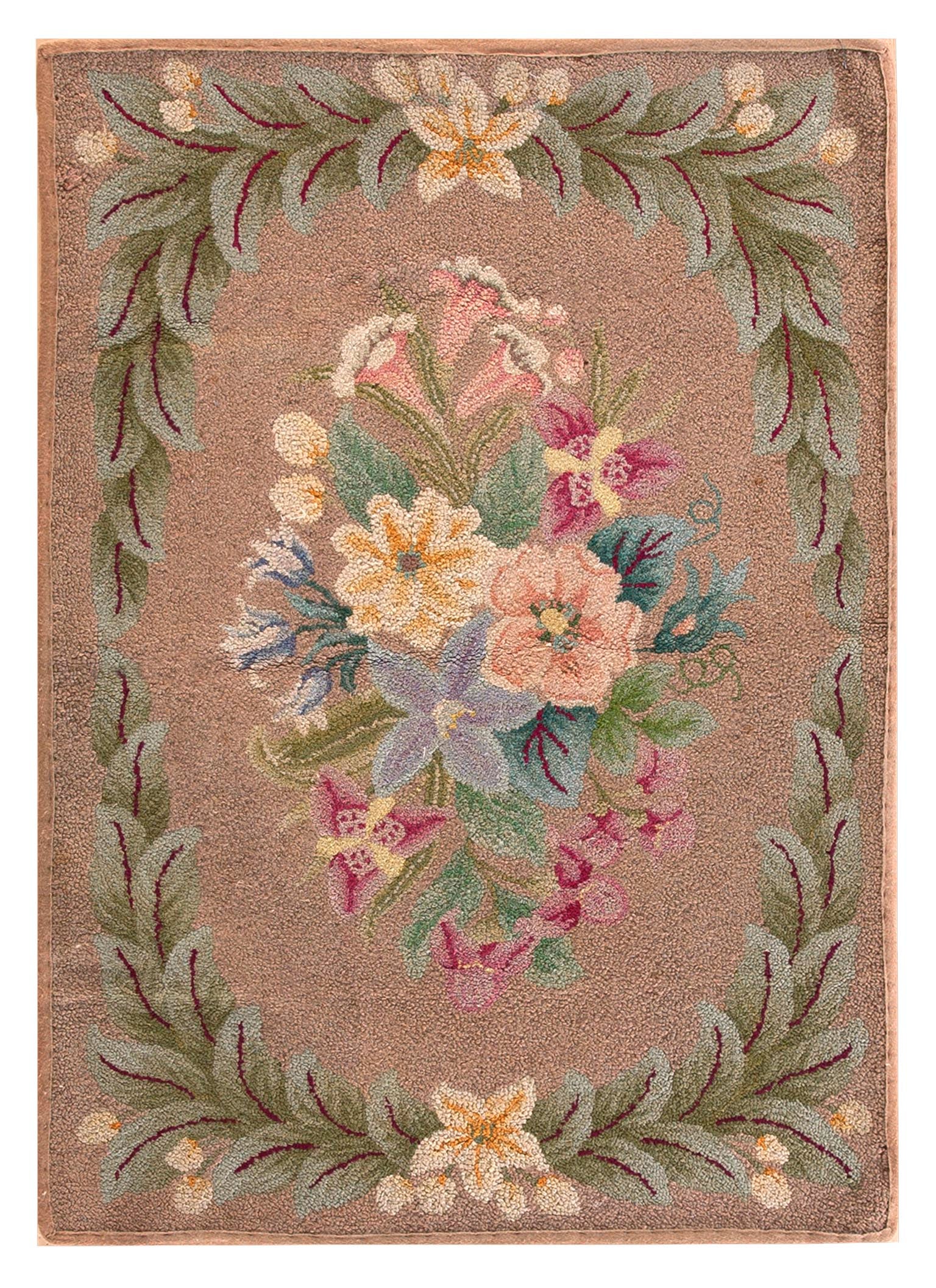 Tapis à capuche américain ancien