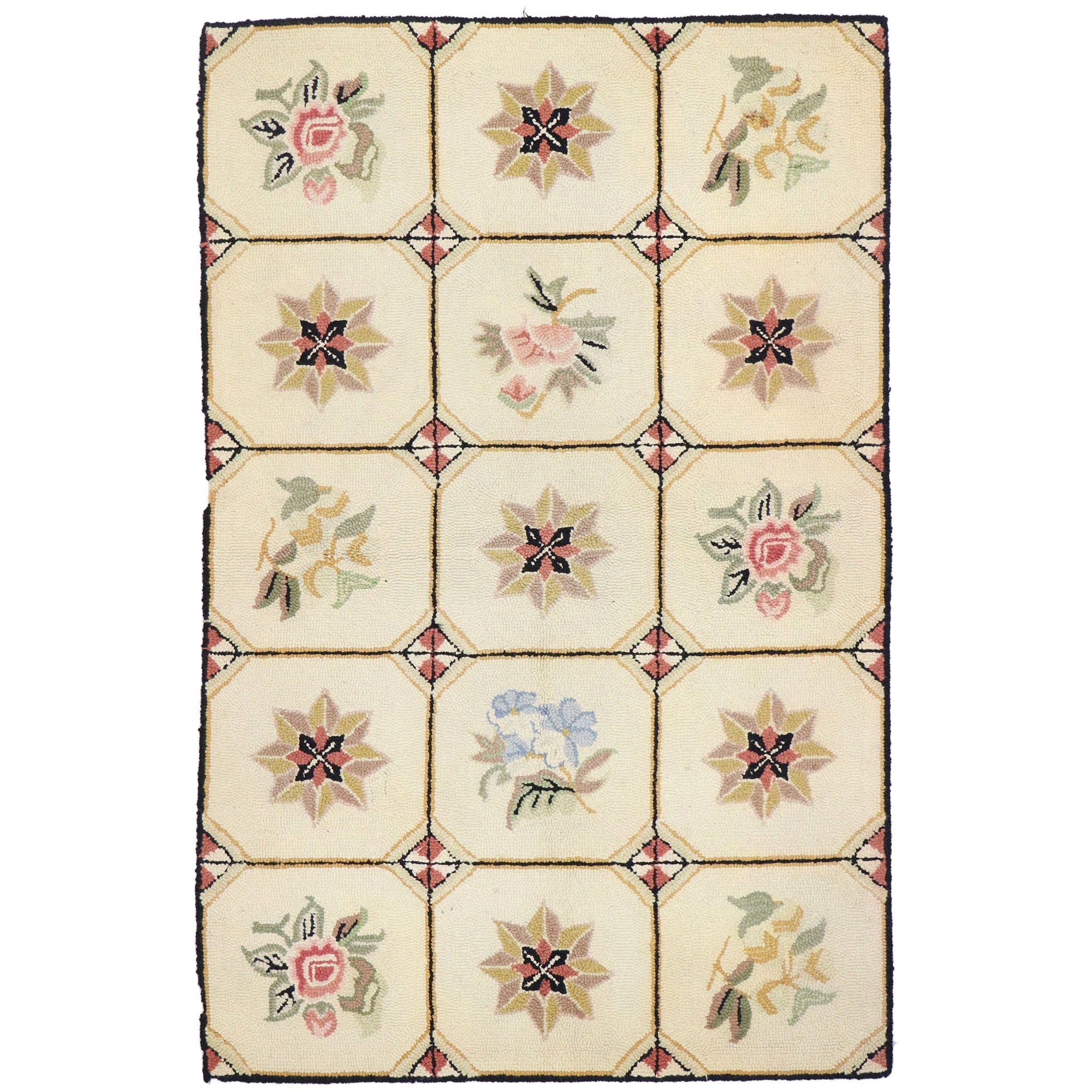 Antique American Hooked Rug with Colonial Cottage Style