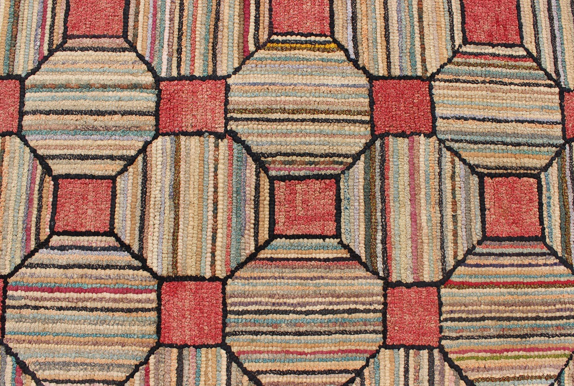 Antiker amerikanischer Kapuzenteppich mit geometrischem Muster aus Diamant-Patchwork im Zustand „Gut“ im Angebot in Atlanta, GA
