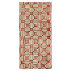 Tapis crocheté américain ancien à capuche avec motif géométrique agrémenté de diamants
