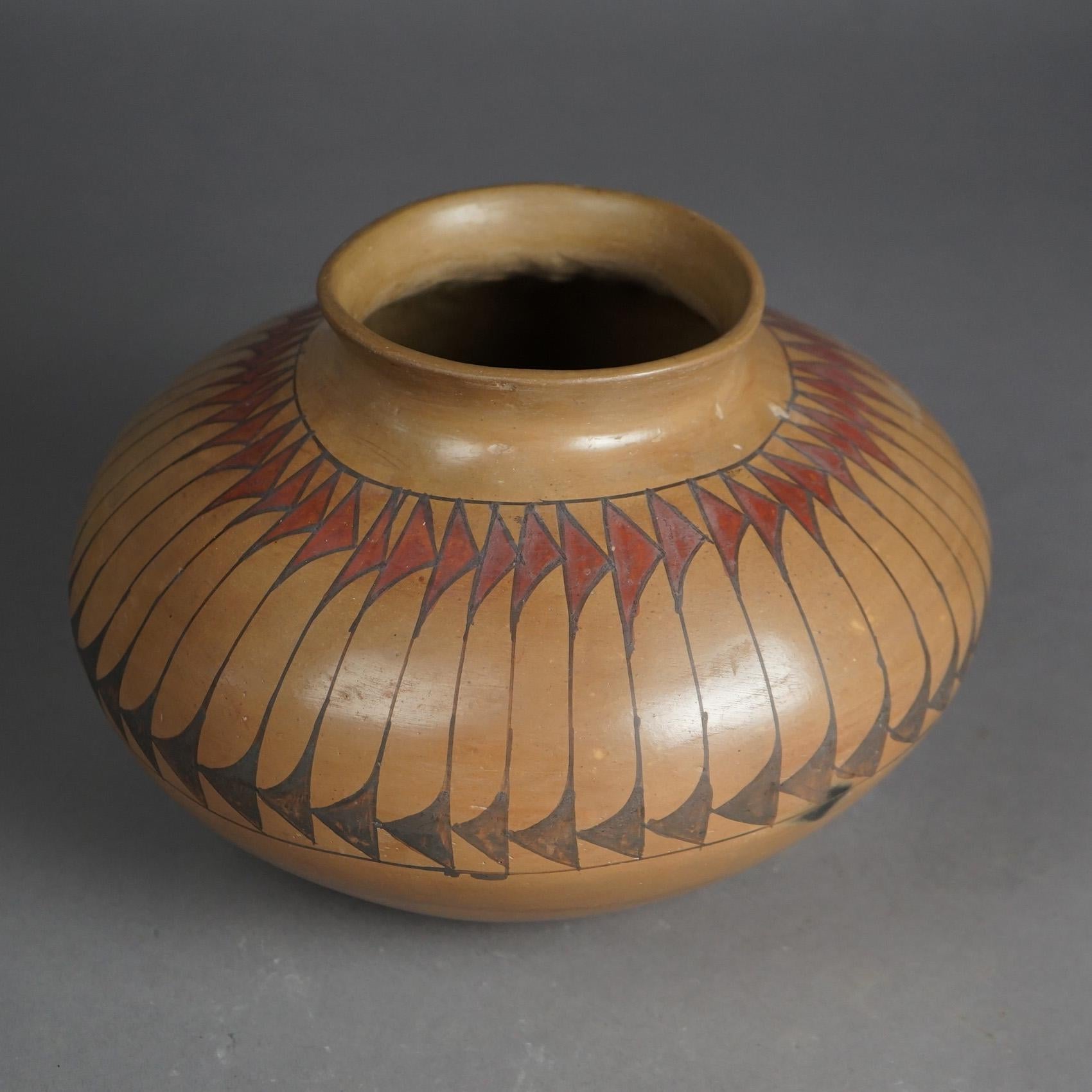 Hand-Crafted Antique American Indian Taos Acoma Stylized Pottery Olla Circa 1930 For Sale