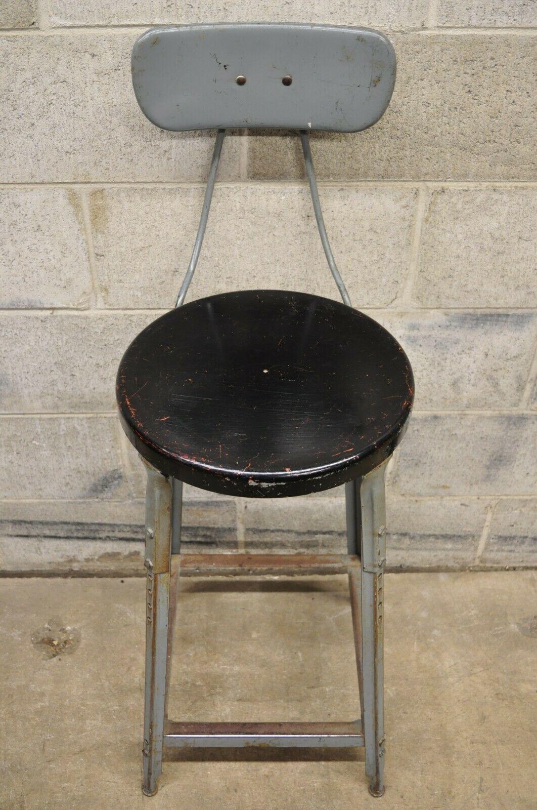 Antique American Industrial Gray Metal Drafting Stool Artist Work Chair For Sale 4