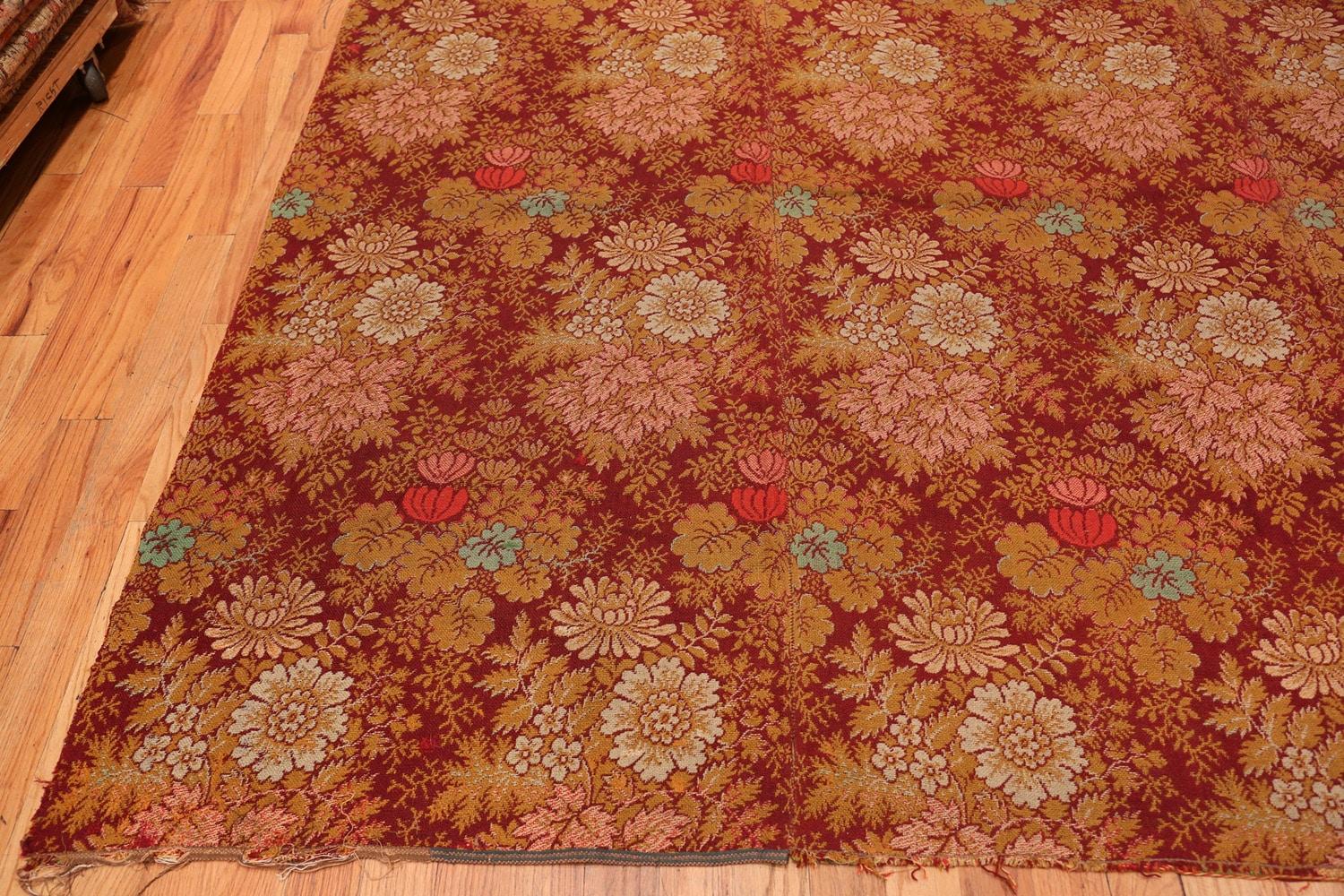 Machine-Made Antique American Ingrain Rug. Size: 11 ft 8 in x 16 ft (3.56 m x 4.88 m)
