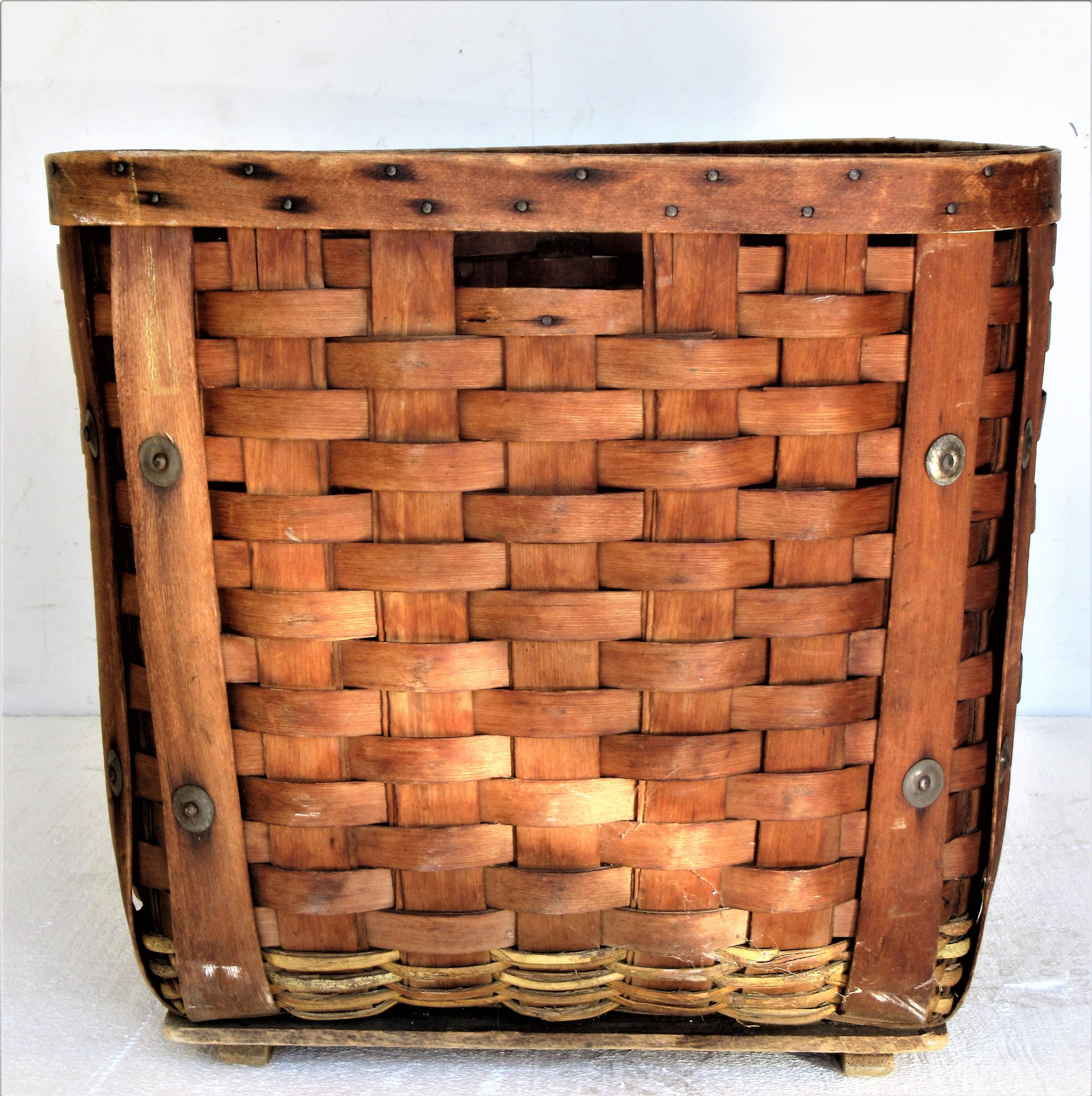 Antique  American Large Splint Basket, Circa 1900 1