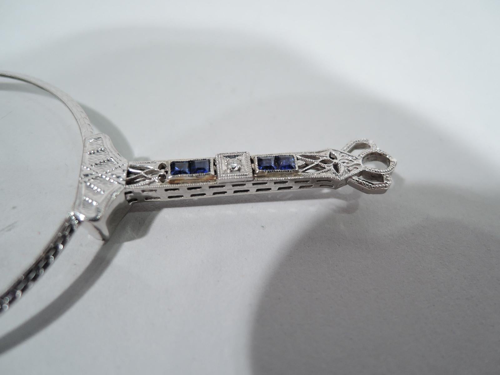 Antique American Lorgnette in 14 Kt Gold, Diamonds, Sapphires In Excellent Condition For Sale In New York, NY