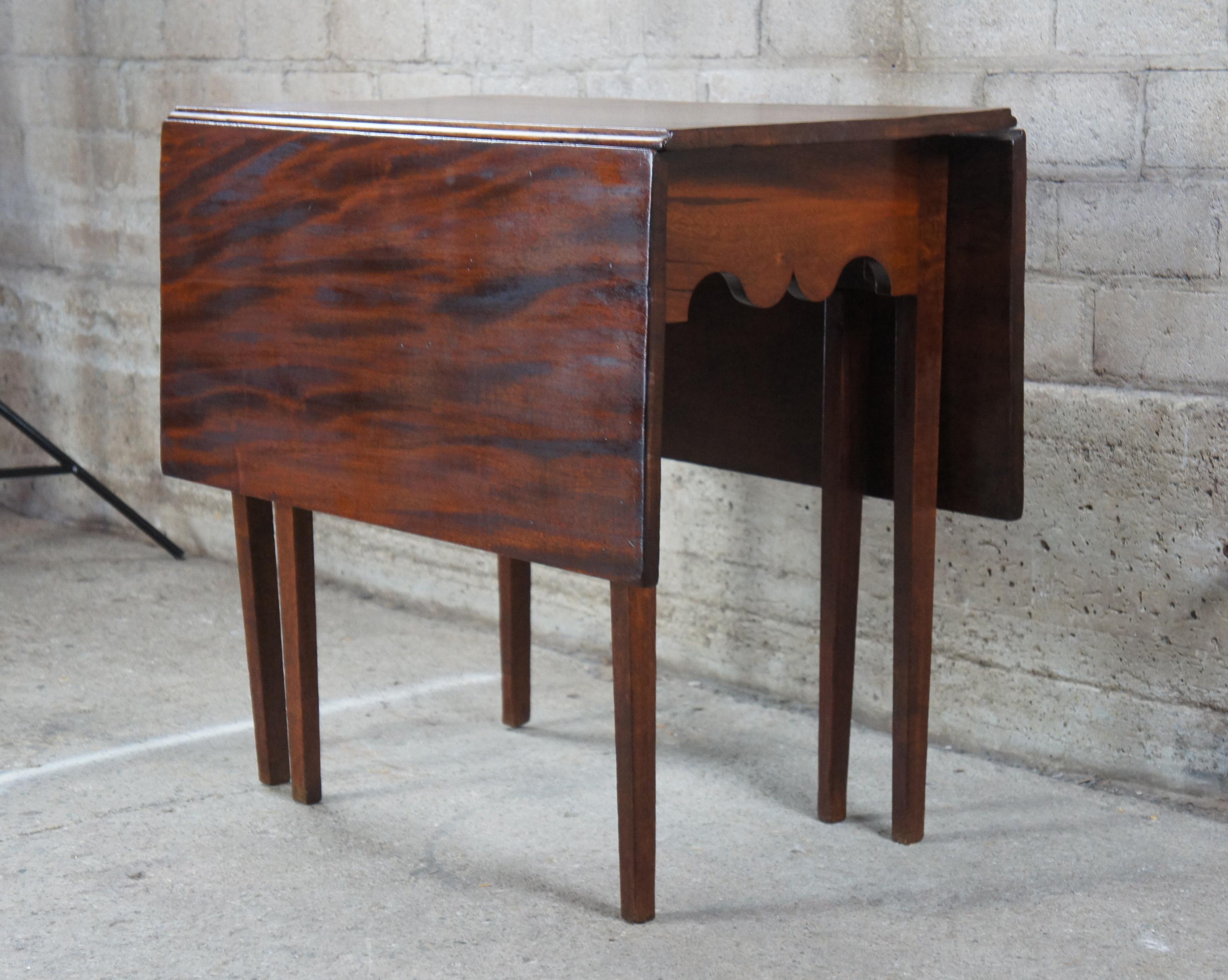 Antique American Mahogany Federal Style Drop-Leaf Dining Console Table Gate Leg 8