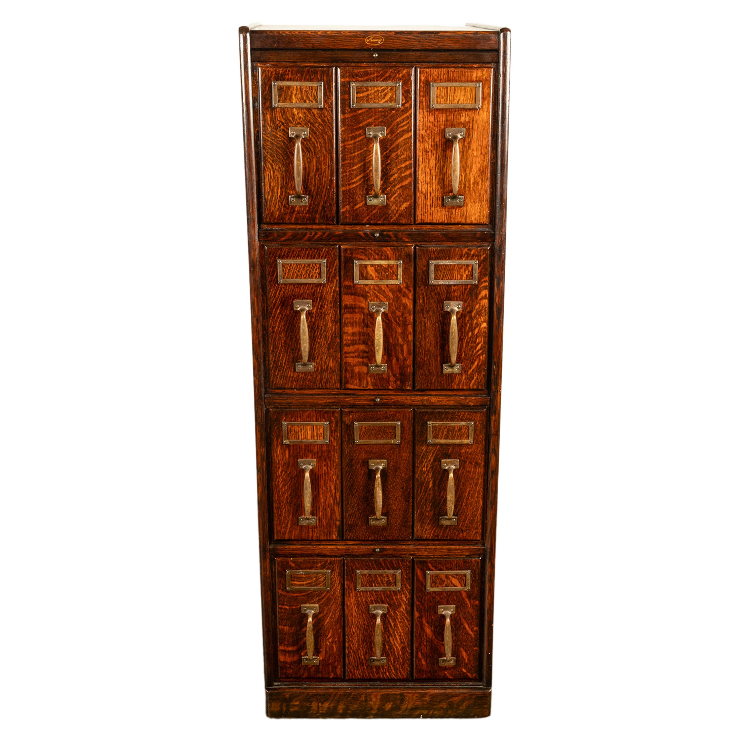 Antiker amerikanischer Missions-Schrank Macey aus Eichenholz mit 12 Schubladen und Bibliotheksschrank, Macey 1910 5