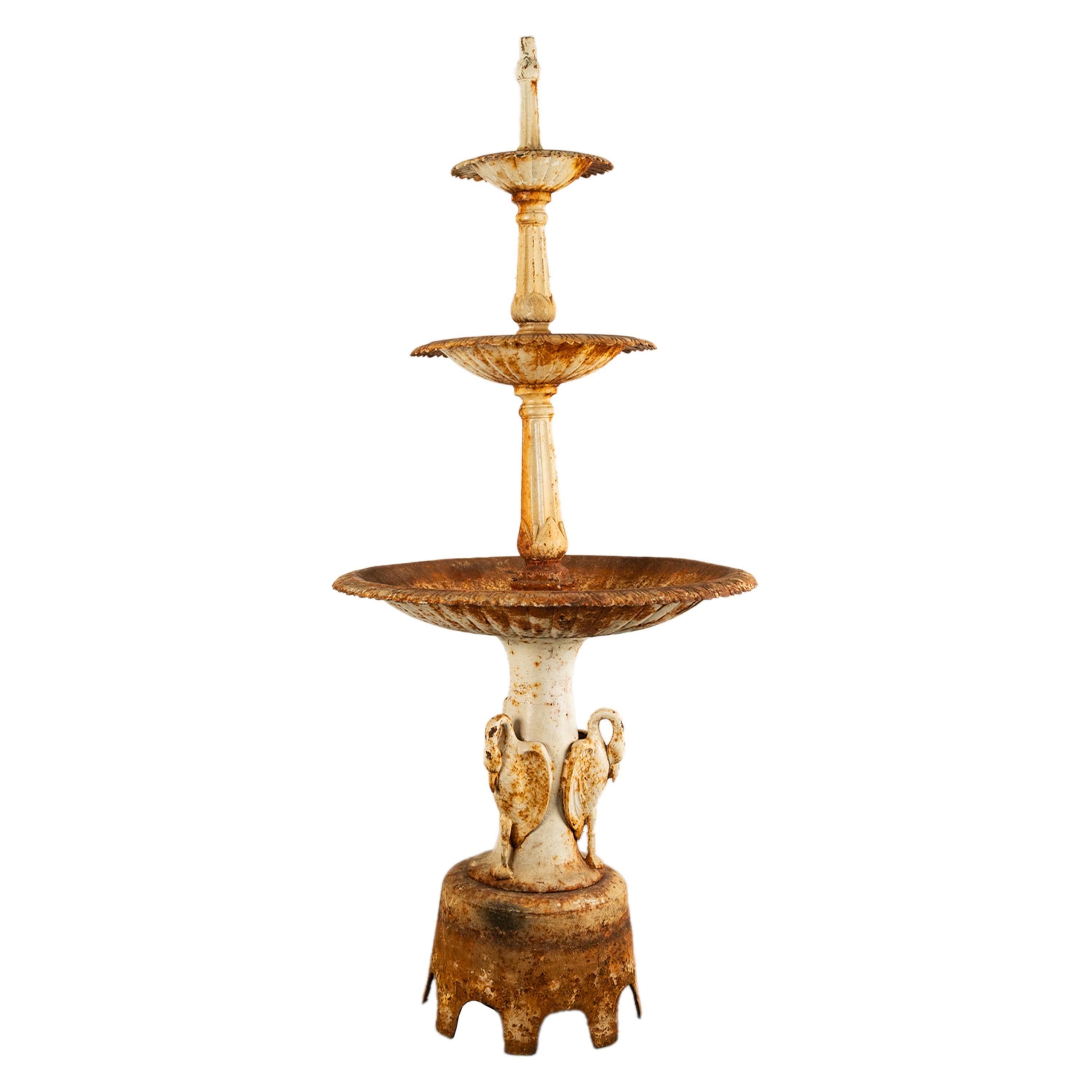 Fer Antiquité américaine Monumental 3 Tier Cast Iron Garden 98