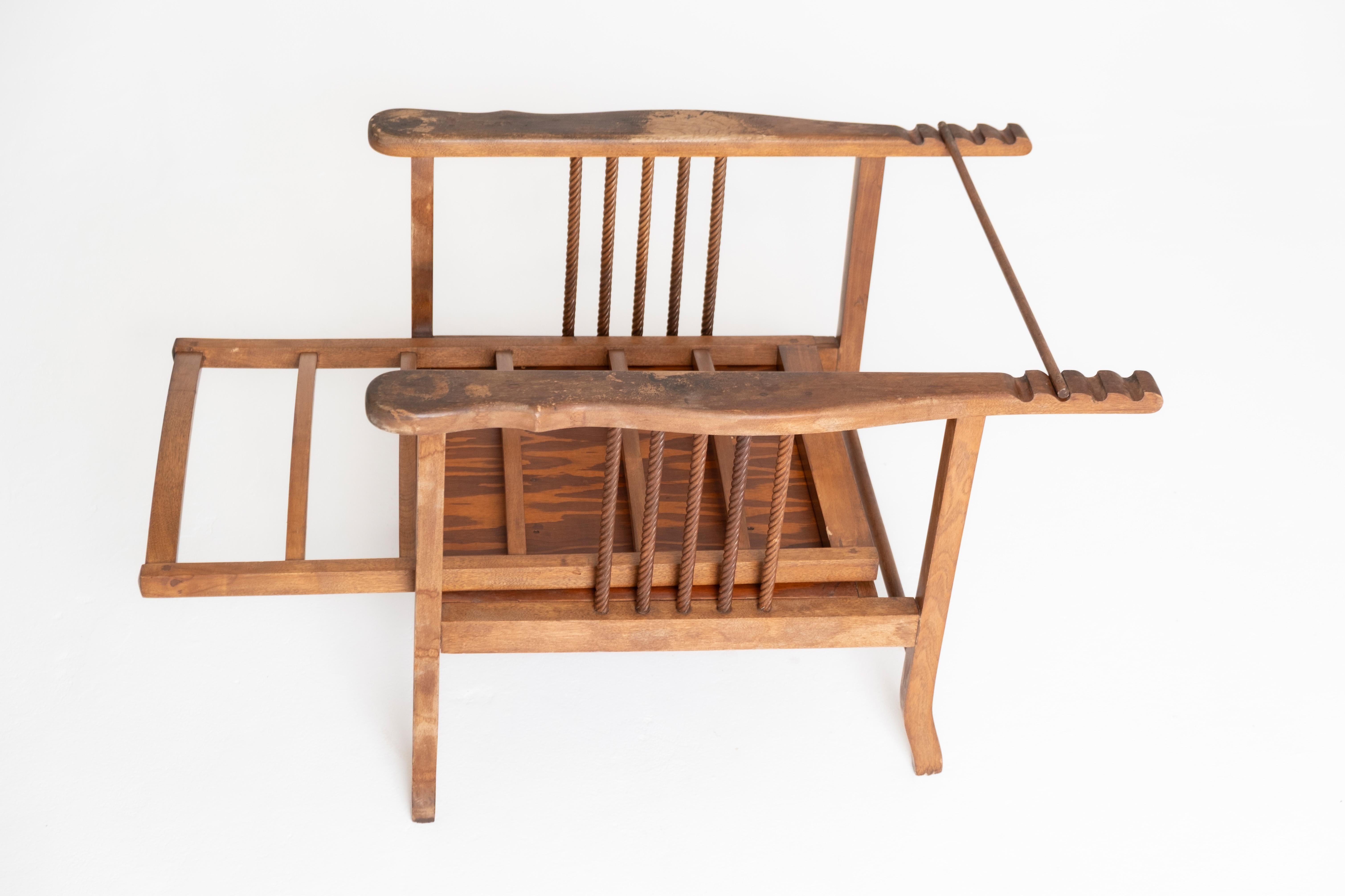 Hand-Carved Antique American Morris Chair with Ladder-Back and Twisted Spindle Sides For Sale
