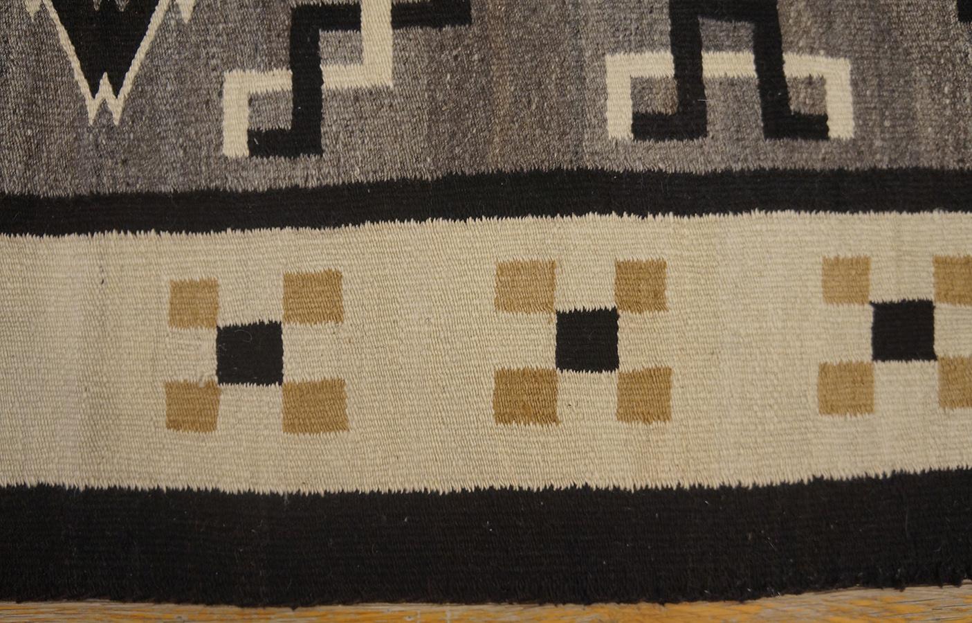 1930s American Navajo Carpet ( 4'8'' x 7'9'' - 142 x 236 ) For Sale 8