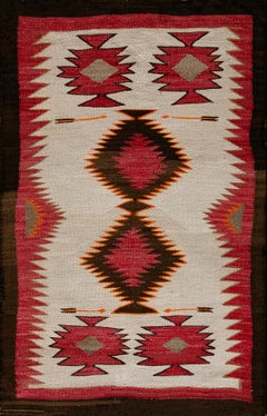 1930s American Navajo Carpet ( 2'10" x 4'6" - 86 x 137 cm )