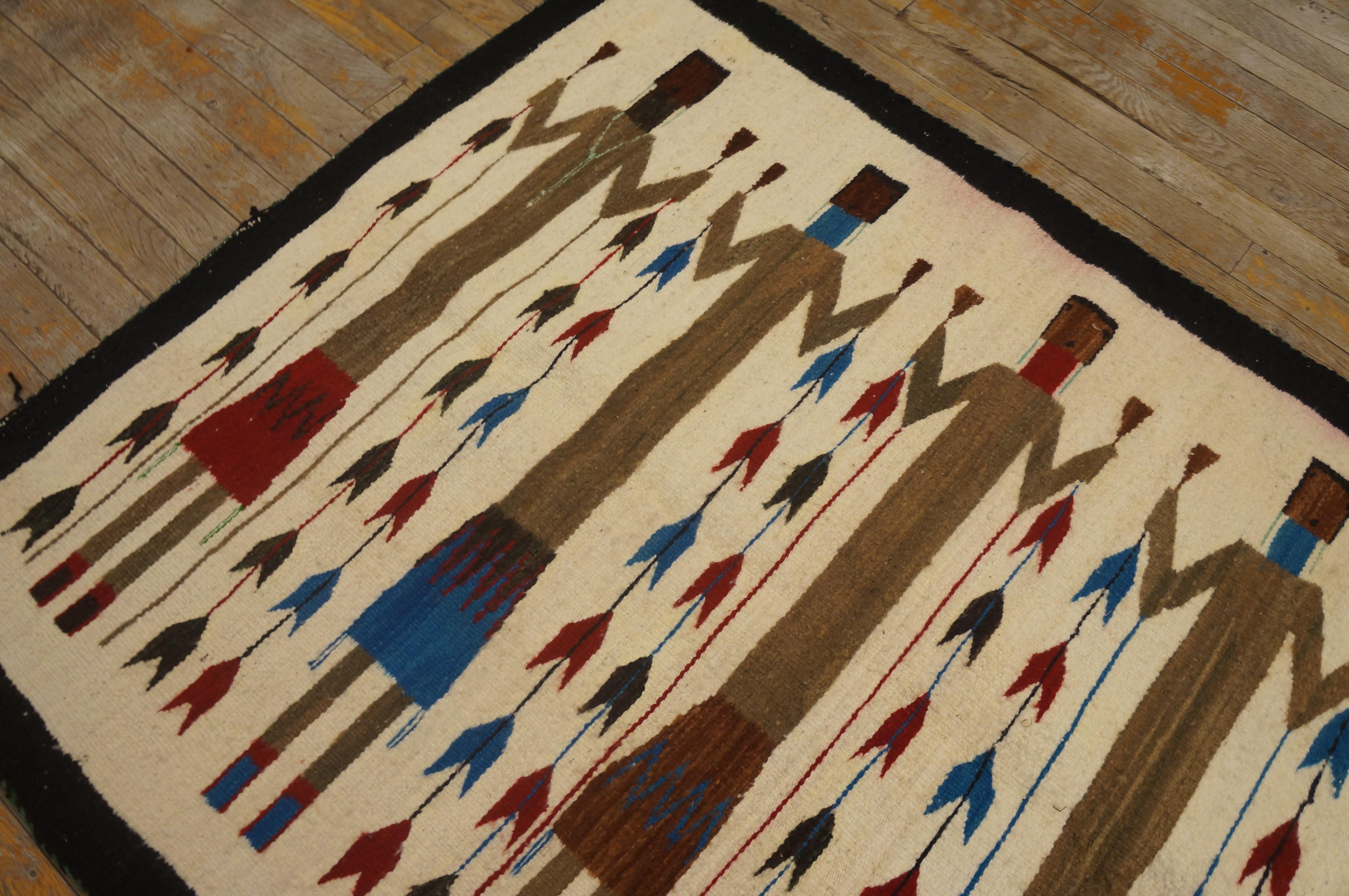 Milieu du XXe siècle Tapis américain Navajo Yei des années 1930 ( 3' 5'' x 5' - 104 x 152 cm ) en vente